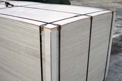 产品名称：玻镁板包装
产品型号：48尺
产品规格：1220*2440